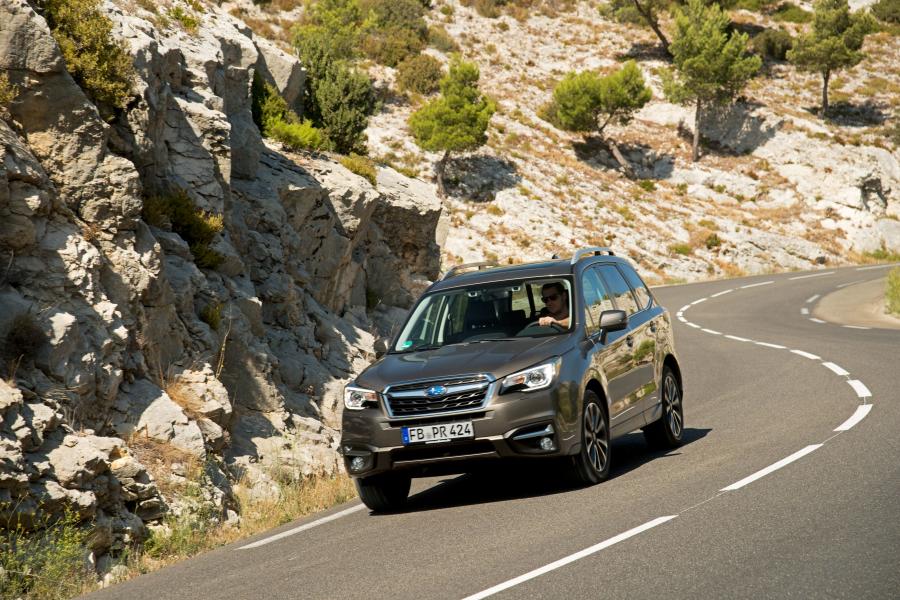  Subaru Forester 2.0i 2015 года  (WW) (фото 4 из 40)